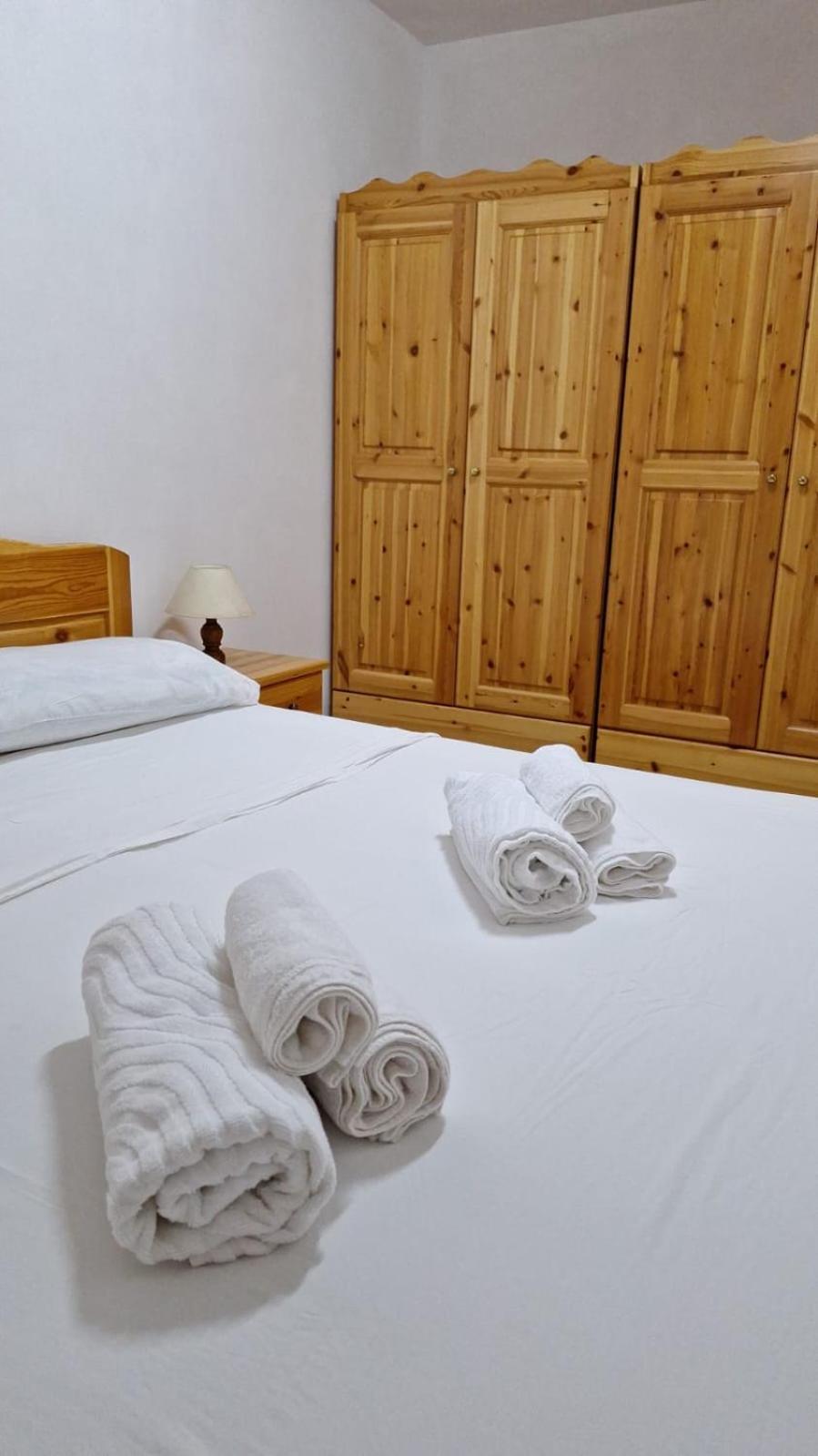 Villaggio Camping La Scogliera Рикади Екстериор снимка